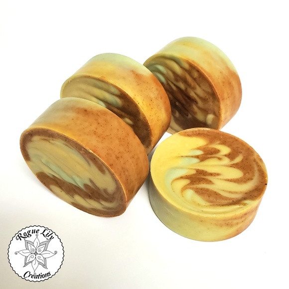 Artisan Facial Bar Soap: Turmeric Ginger Clay - Picture 2 of 3